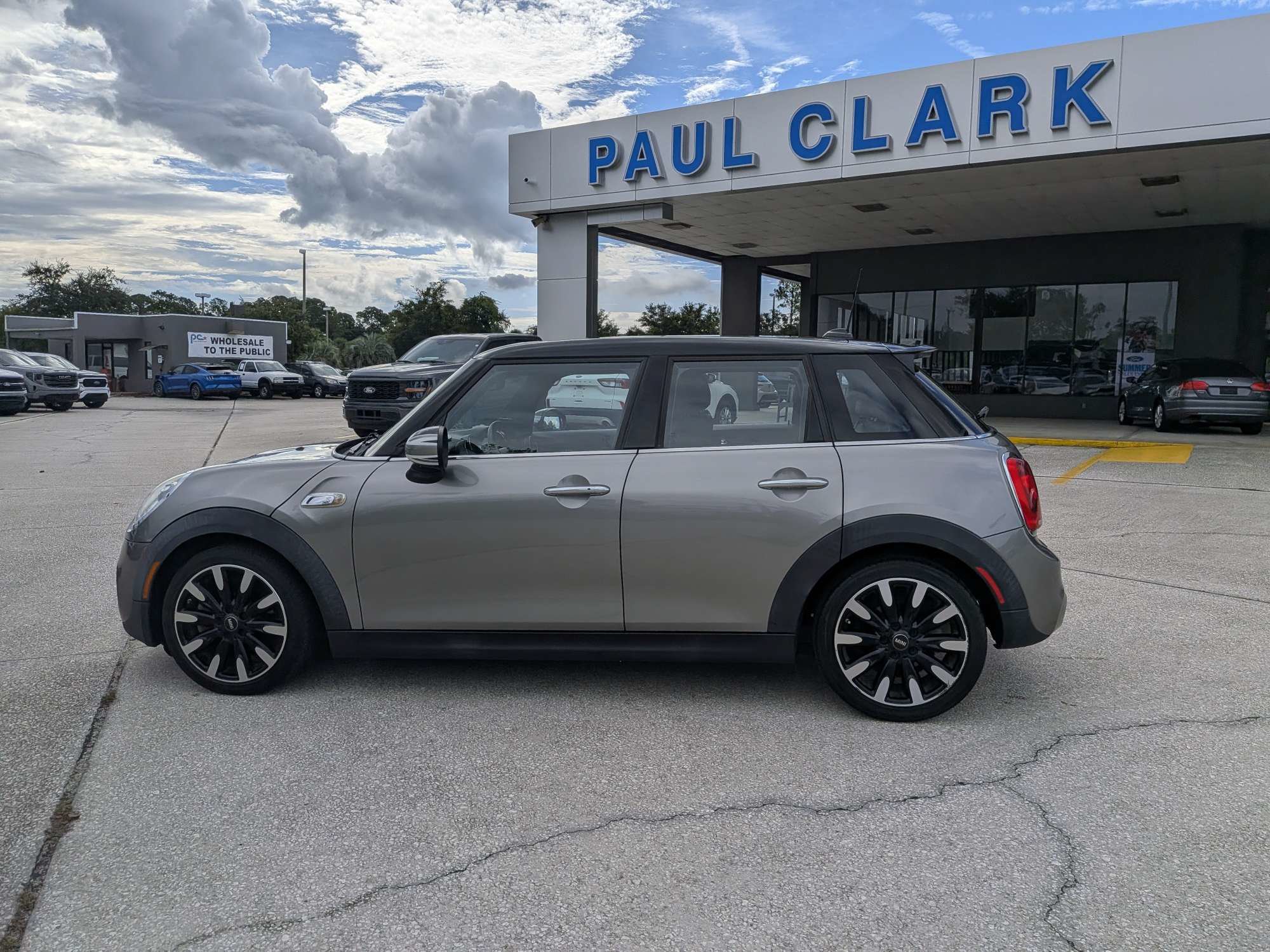 Used 2017 MINI Cooper S FWD image 7