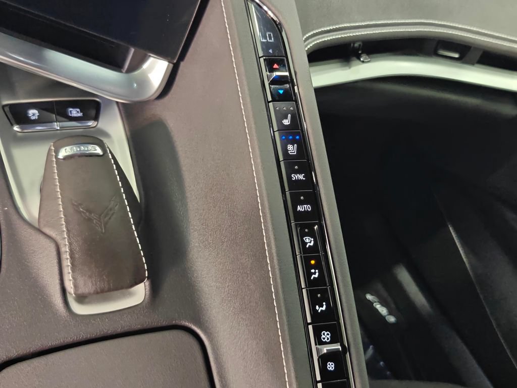Used 2024 Chevrolet Corvette Stingray Preferred Cpe w/ Battery Protection Package RWD image 11