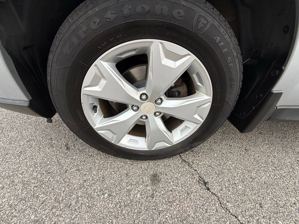 Used 2015 Subaru Forester 2.5i Limited image 30