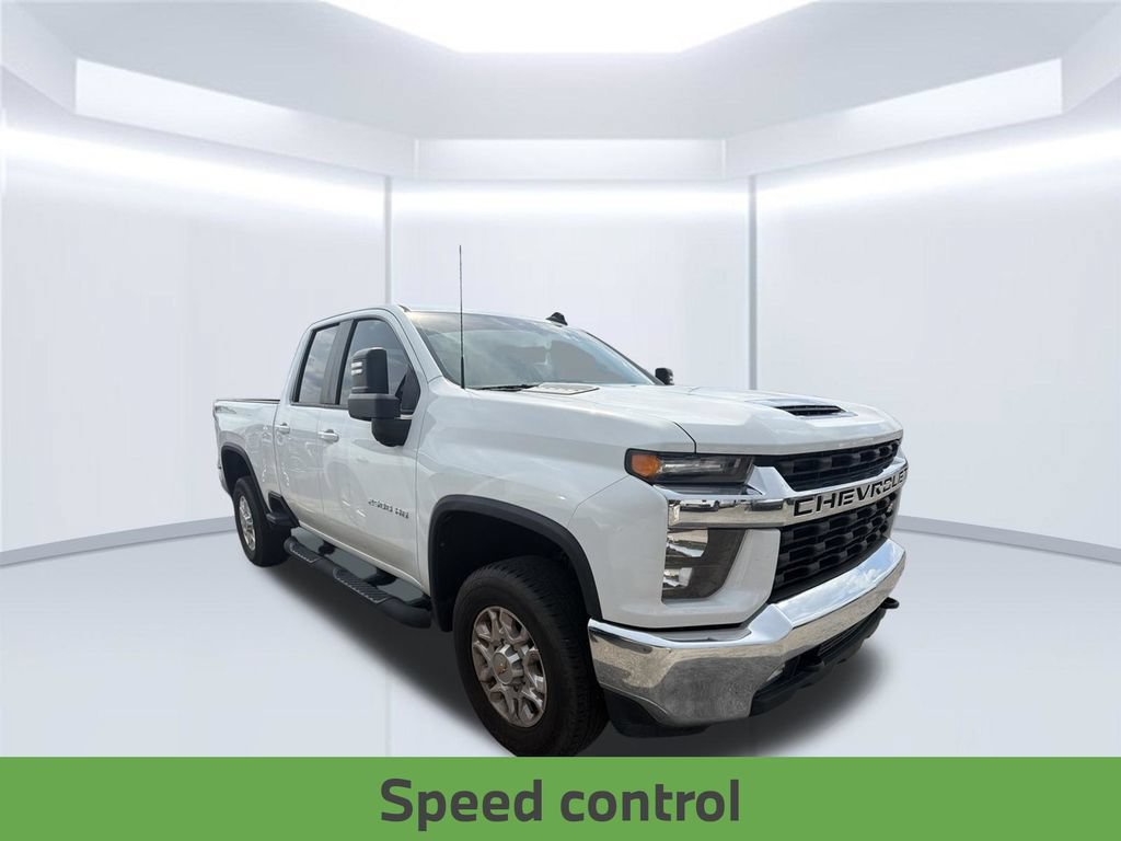 Used 2022 Chevrolet Silverado 2500 LT w/ Convenience Package AWD/4WD image 4