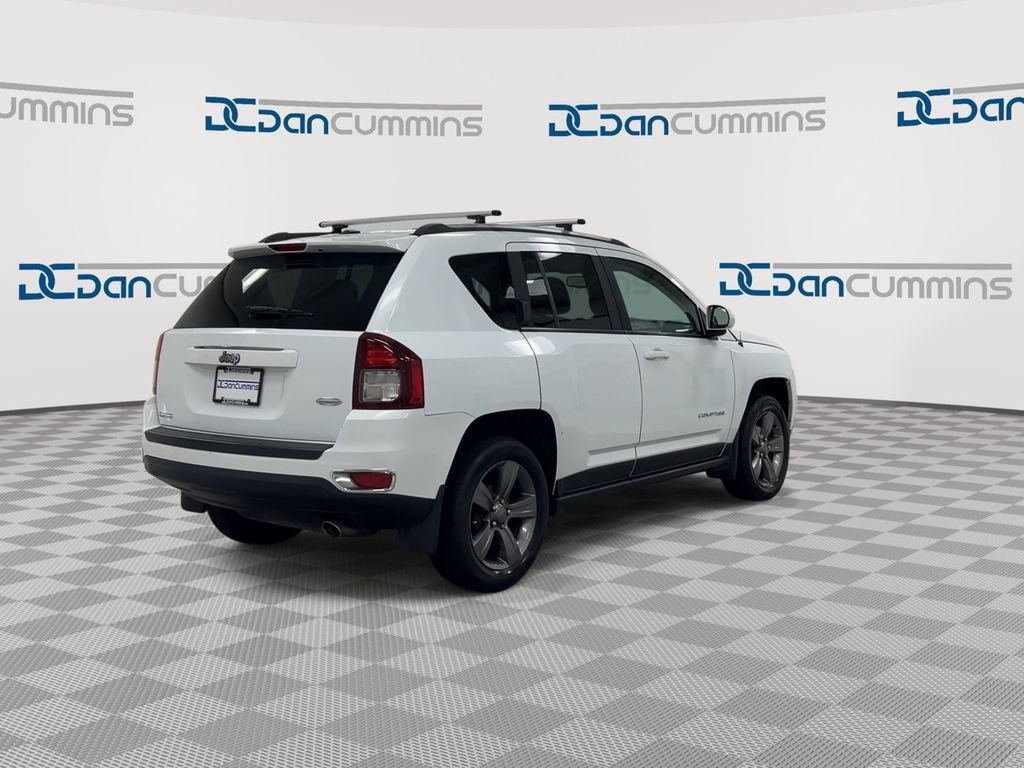 Used 2016 Jeep Compass Latitude image 8