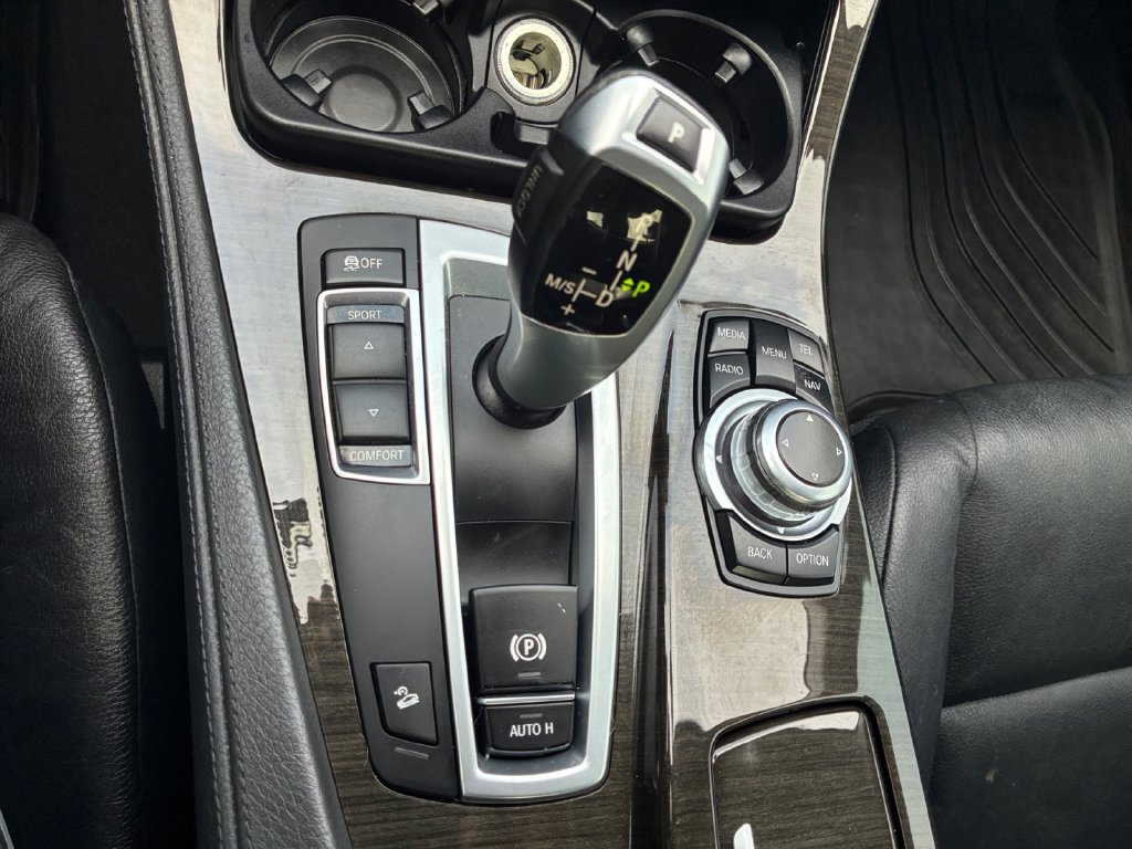 Used 2013 BMW 535i xDrive Sedan AWD/4WD image 9