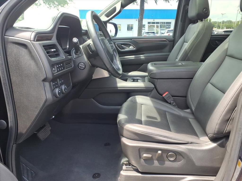 Used 2023 Chevrolet Tahoe Z71 w/ Luxury Package AWD/4WD image 21
