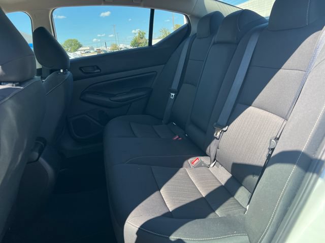 Used 2025 Nissan Altima 2.5 SV FWD image 37