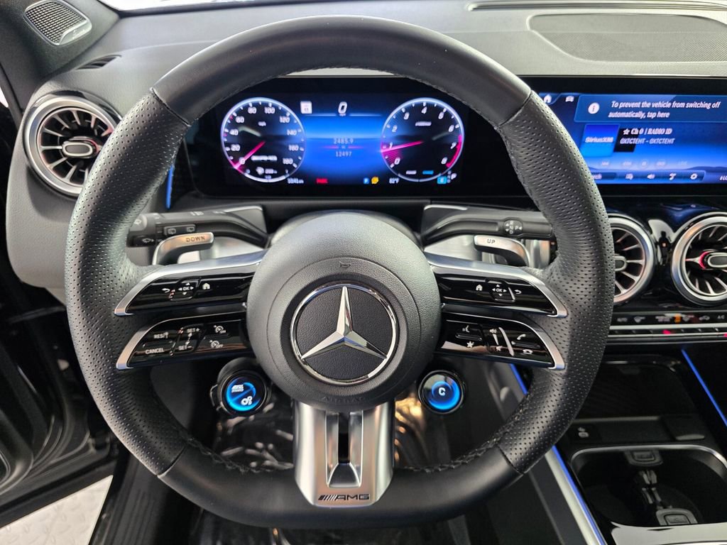 Certified 2025 Mercedes-Benz GLB 35 AMG 4MATIC image 18