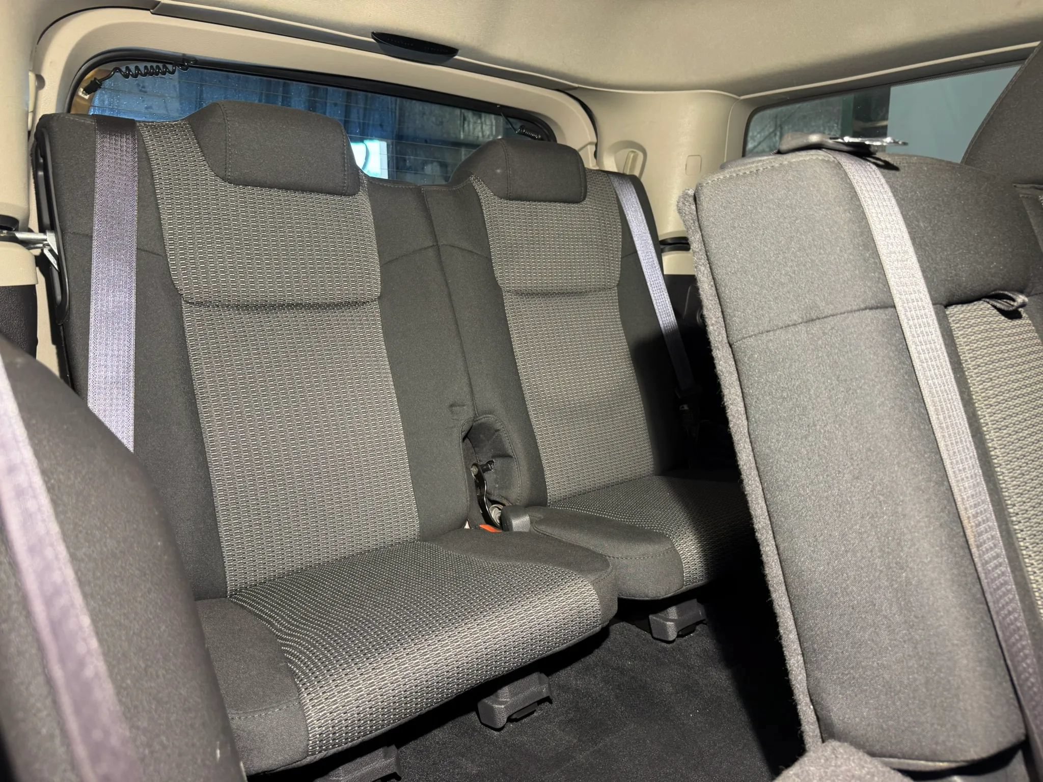 Used 2008 Jeep Commander Sport AWD/4WD image 24
