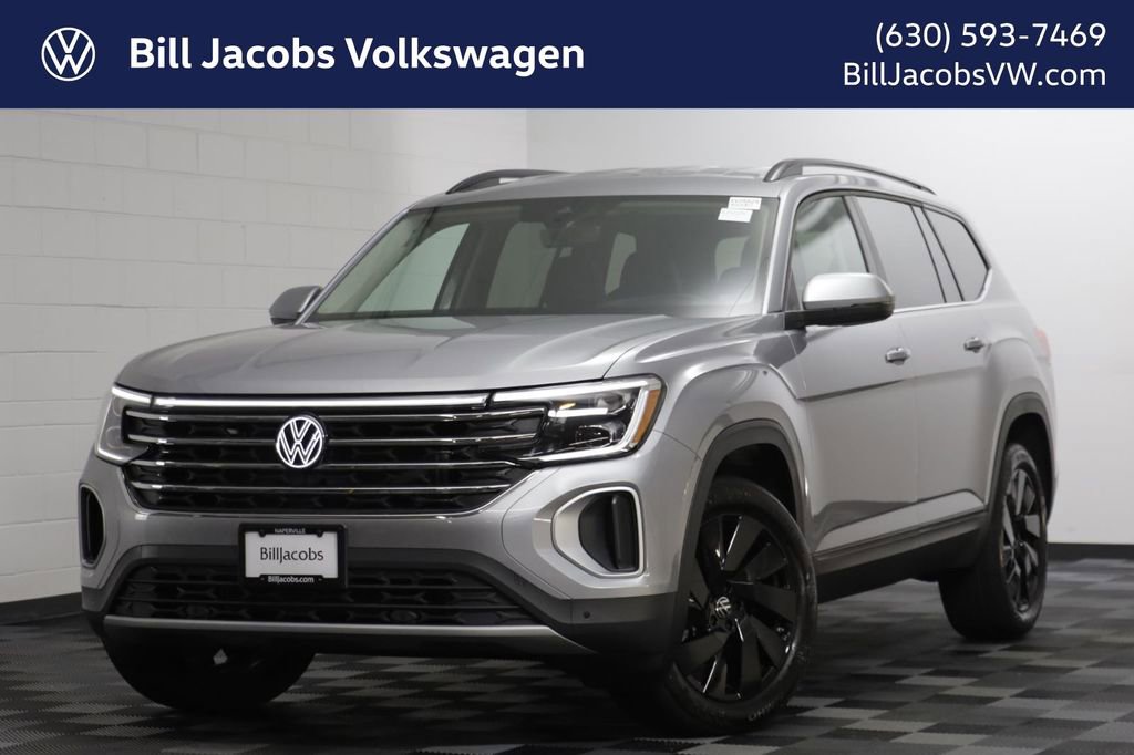 Used 2025 Volkswagen Atlas SE w/ Black Wheel Package