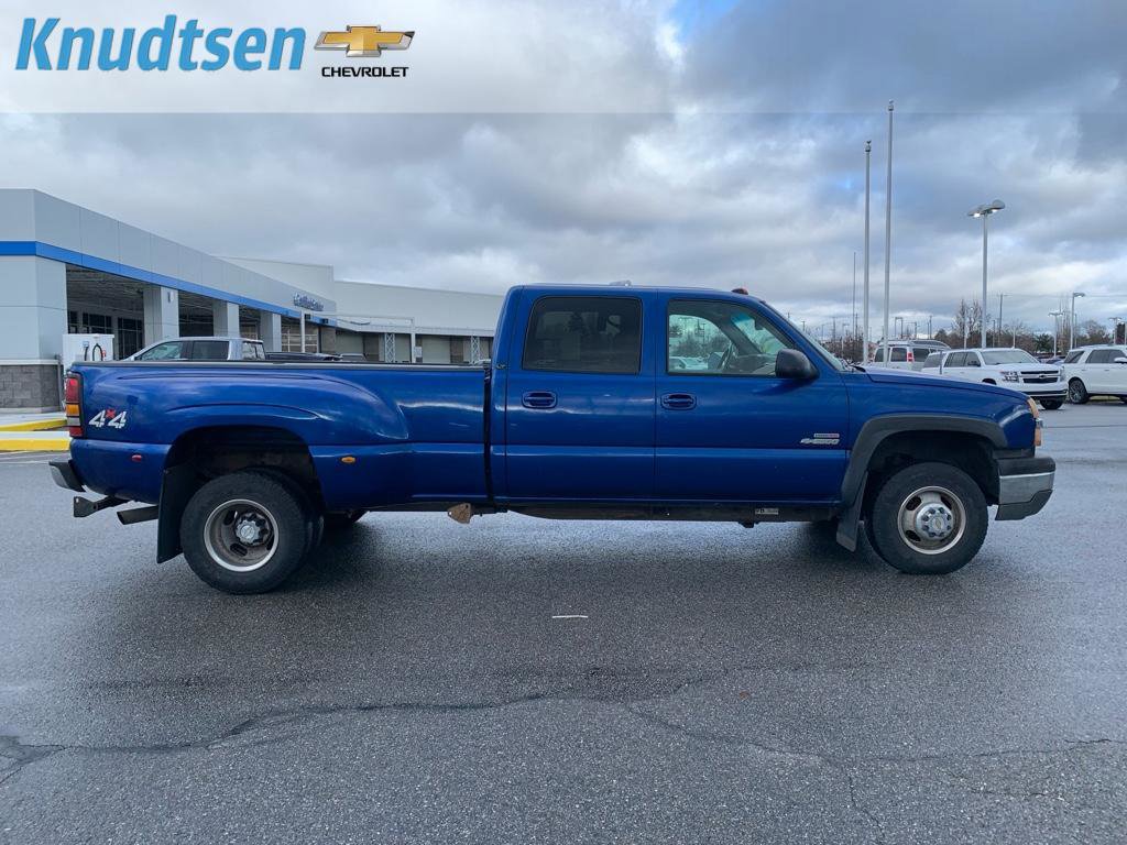Used 2004 Chevrolet Silverado 3500 LT w/ Heavy-Duty Power Package image 8