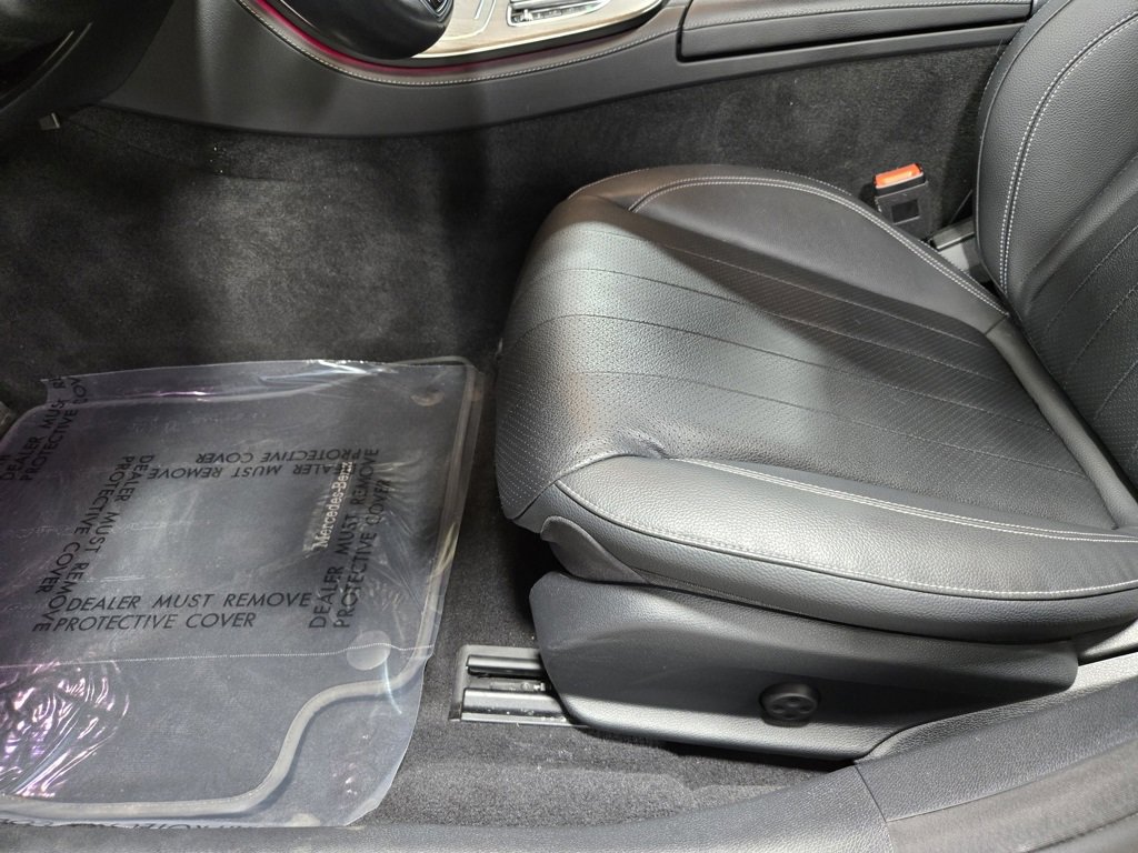 Used 2022 Mercedes-Benz E 350 4MATIC Sedan image 12