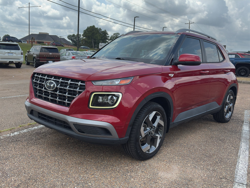 Used 2022 Hyundai Venue Limited FWD image 6