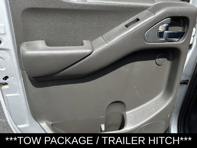 Used 2020 Nissan Frontier PRO-4X w/ Pro-4x Utility Package AWD/4WD image 12