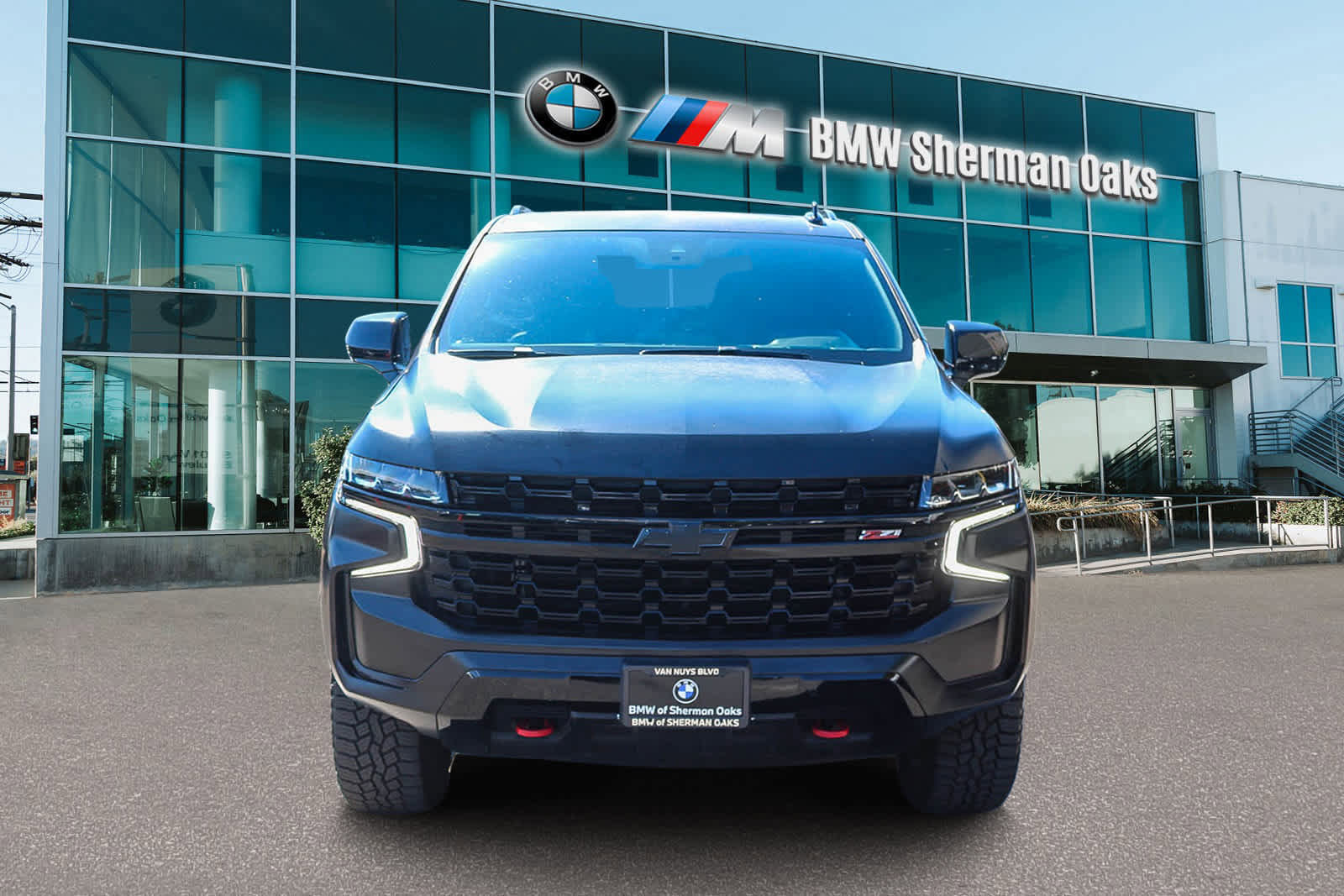 Used 2023 Chevrolet Tahoe Z71 image 2