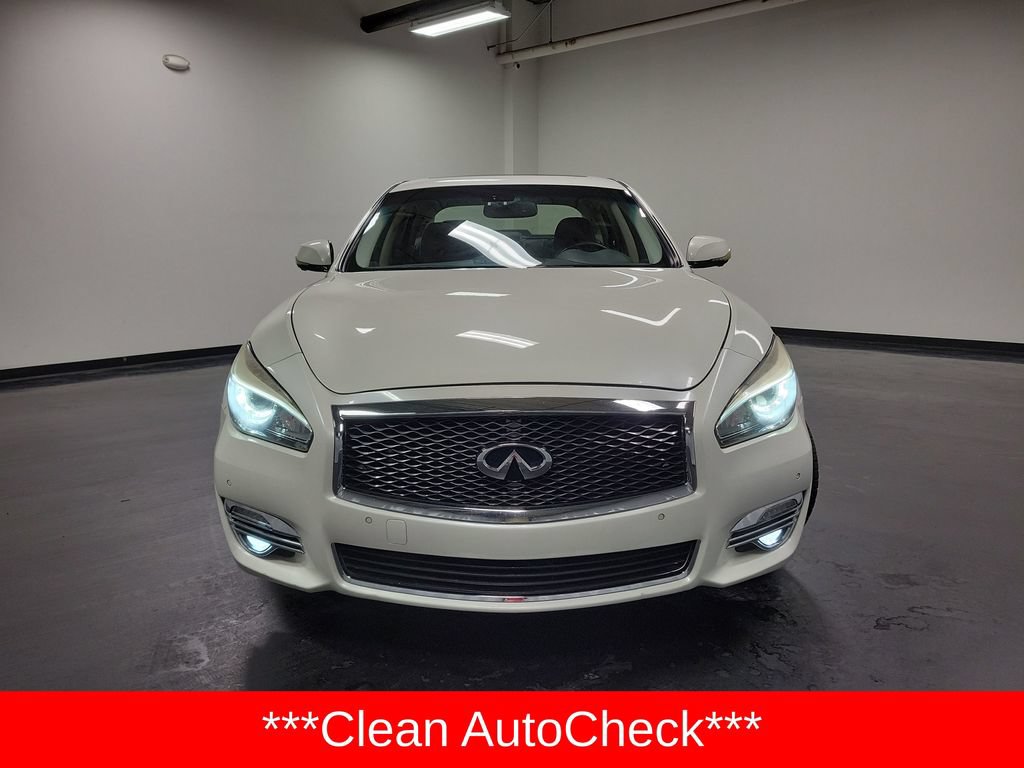 Used 2016 INFINITI Q70 3.7 AWD/4WD image 2