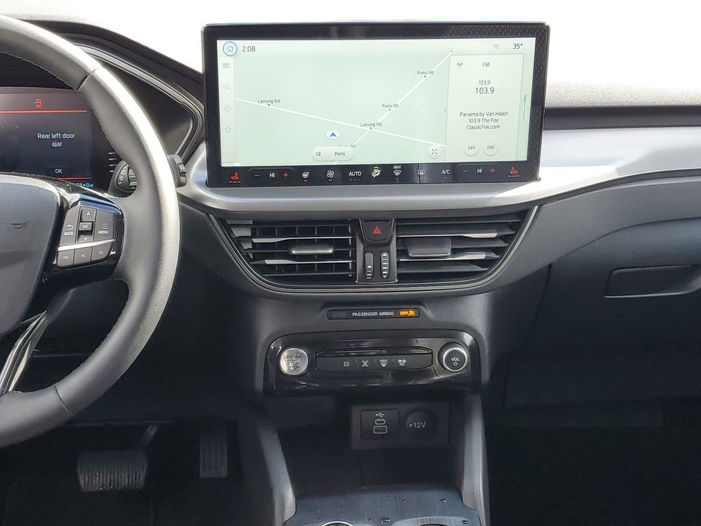 Used 2024 Ford Escape SE image 28