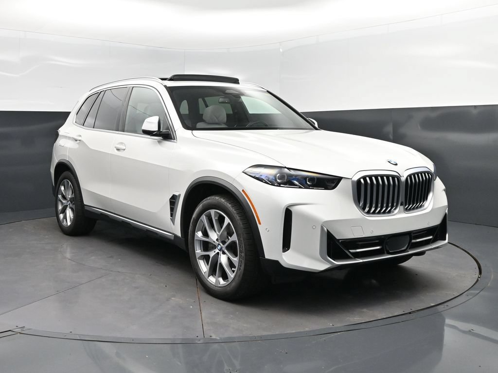 Certified 2026 BMW X5 xDrive40i w/ Climate Comfort Package AWD/4WD image 9