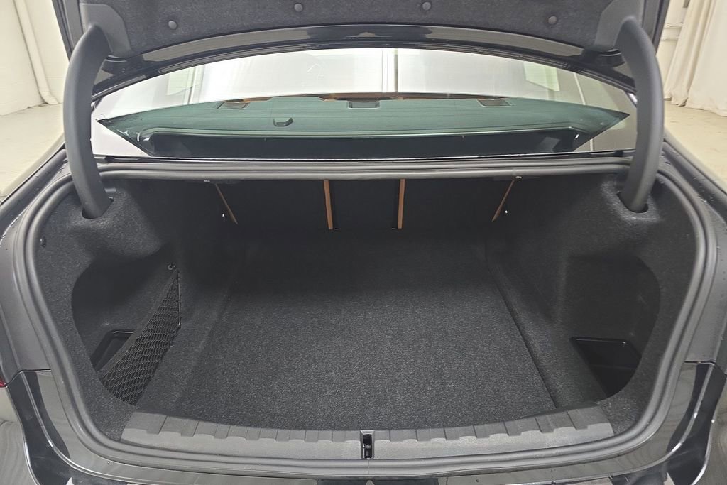 Certified 2025 BMW 330i xDrive Sedan image 27