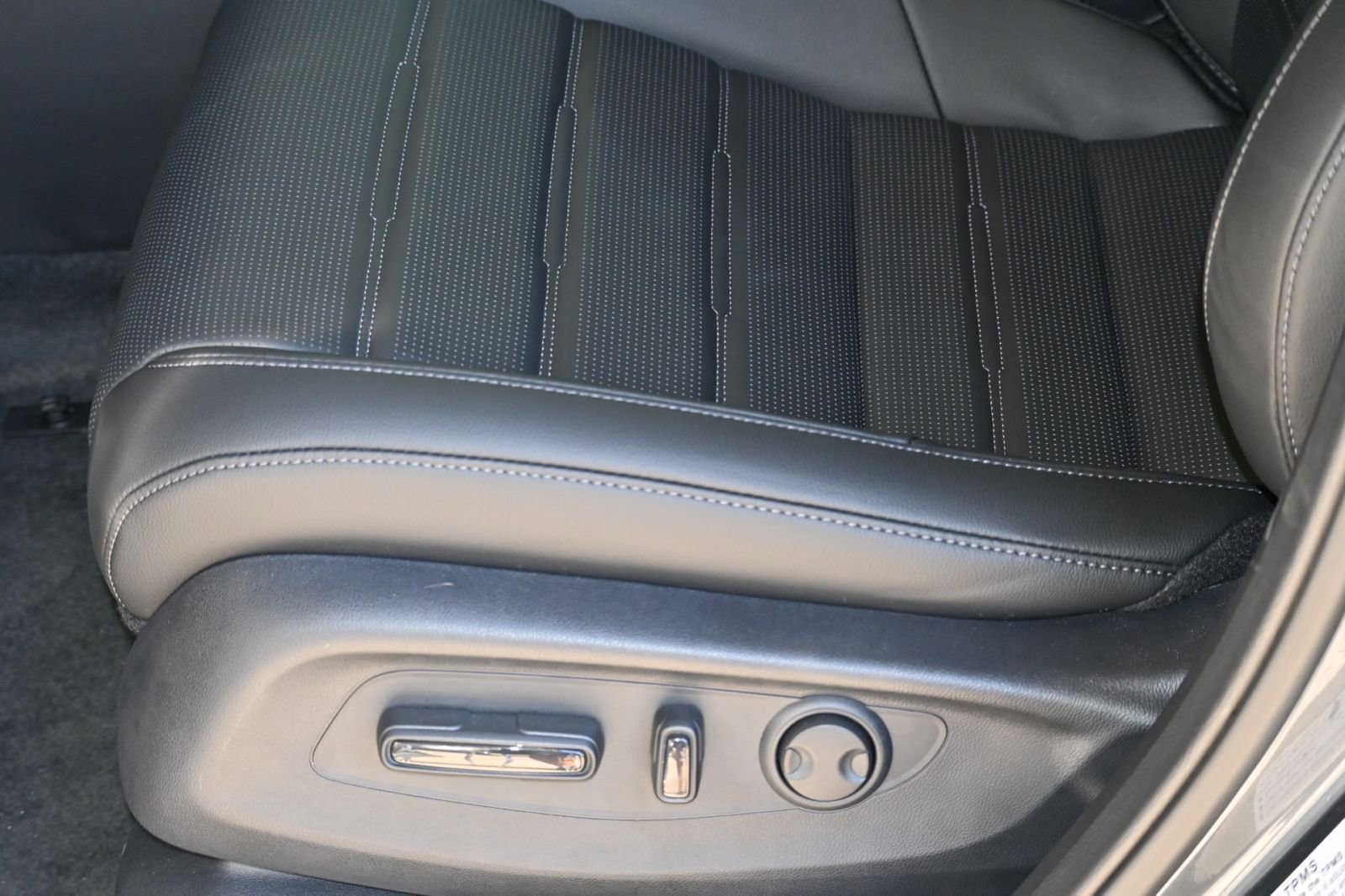 New 2026 Honda CR-V EX-L image 15