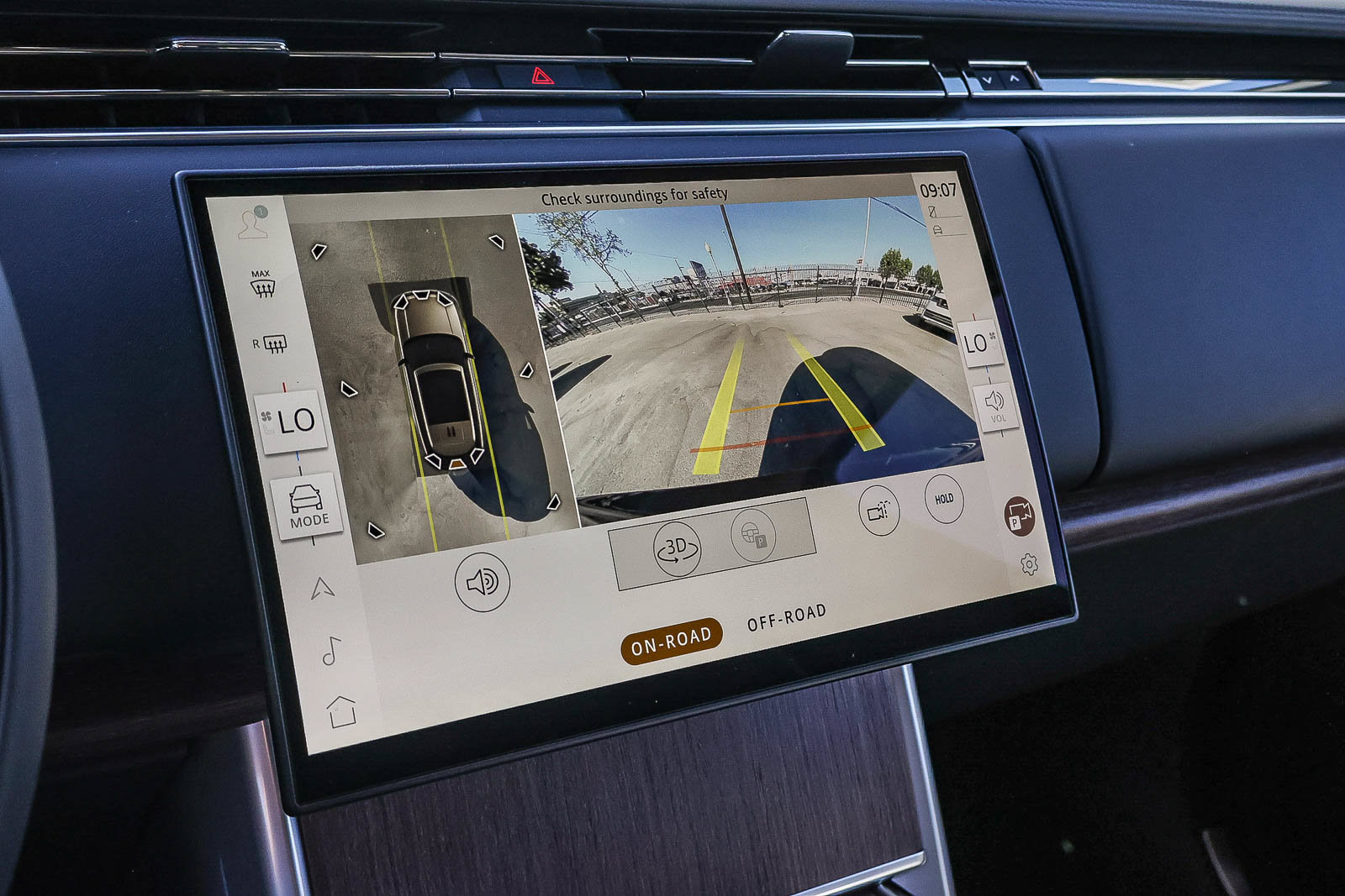 New 2026 Land Rover Range Rover SE AWD/4WD image 34