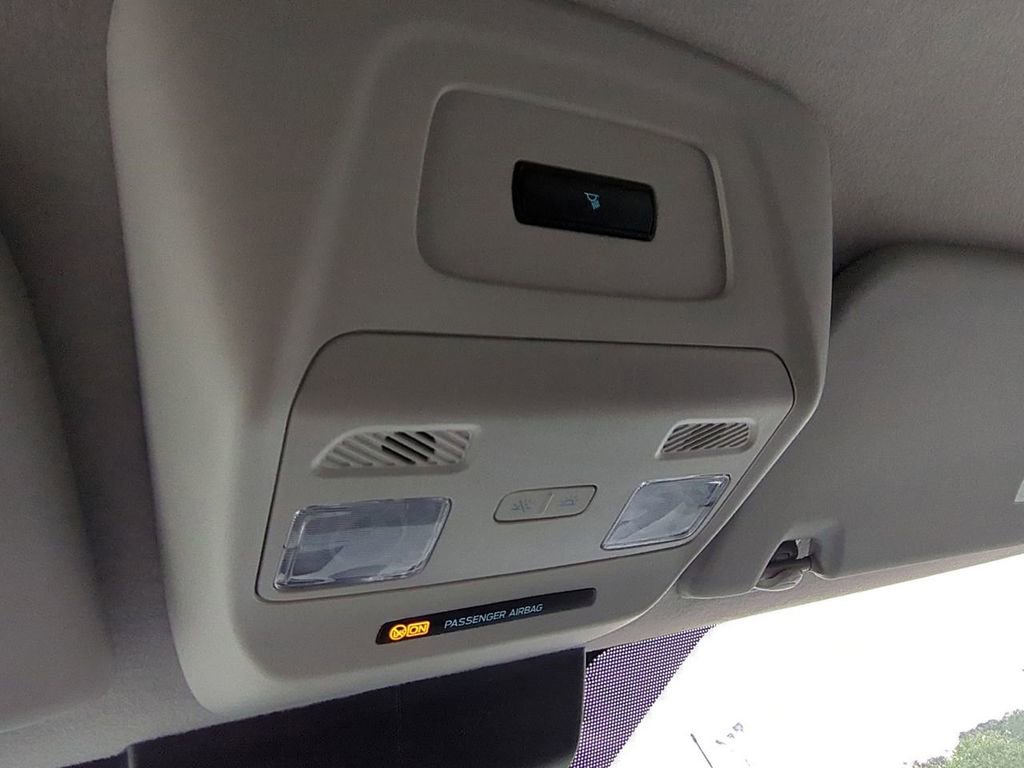 Used 2025 Ford Transit 250 Low Roof w/ Exterior Upgrade Package image 20