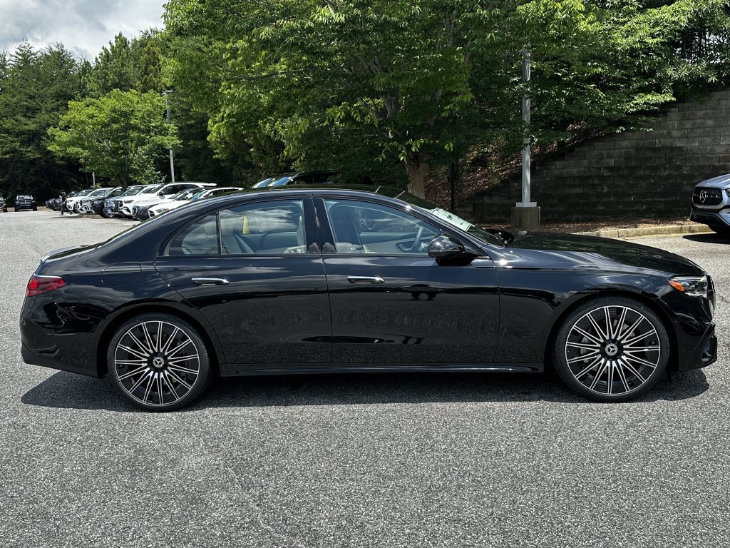 New 2026 Mercedes-Benz E 450 4MATIC Sedan image 9