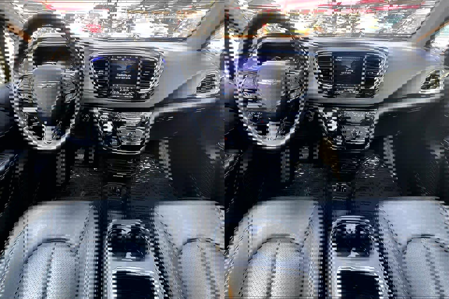 Used 2018 Chrysler Pacifica Touring-L Plus w/ Advanced Safetytec Group image 14