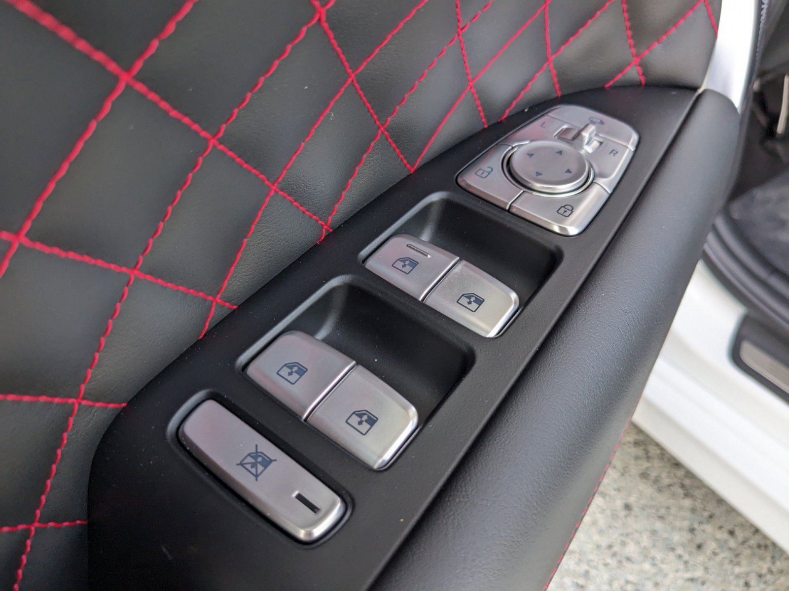 Certified 2024 Genesis G70 3.3T Advanced w/ Sport Prestige Package image 20