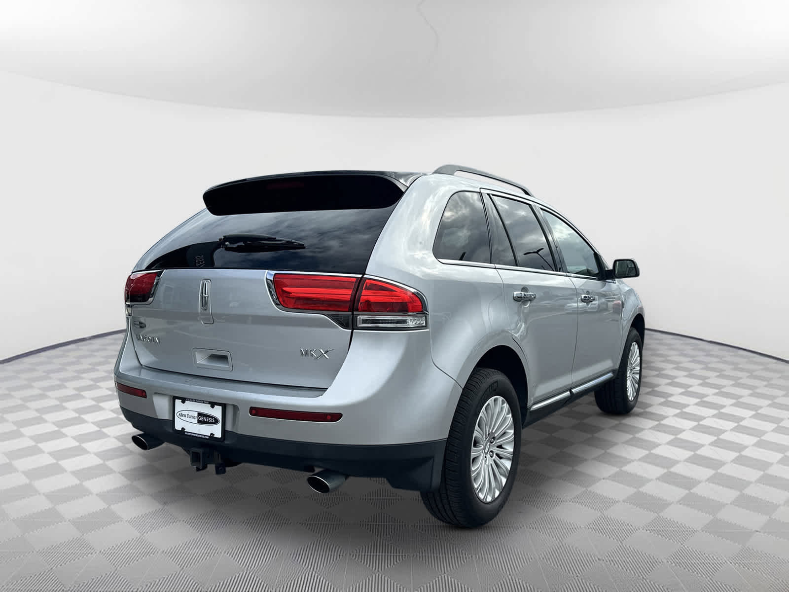 Used 2012 Lincoln MKX FWD w/ Class II Trailer Tow Pkg image 6