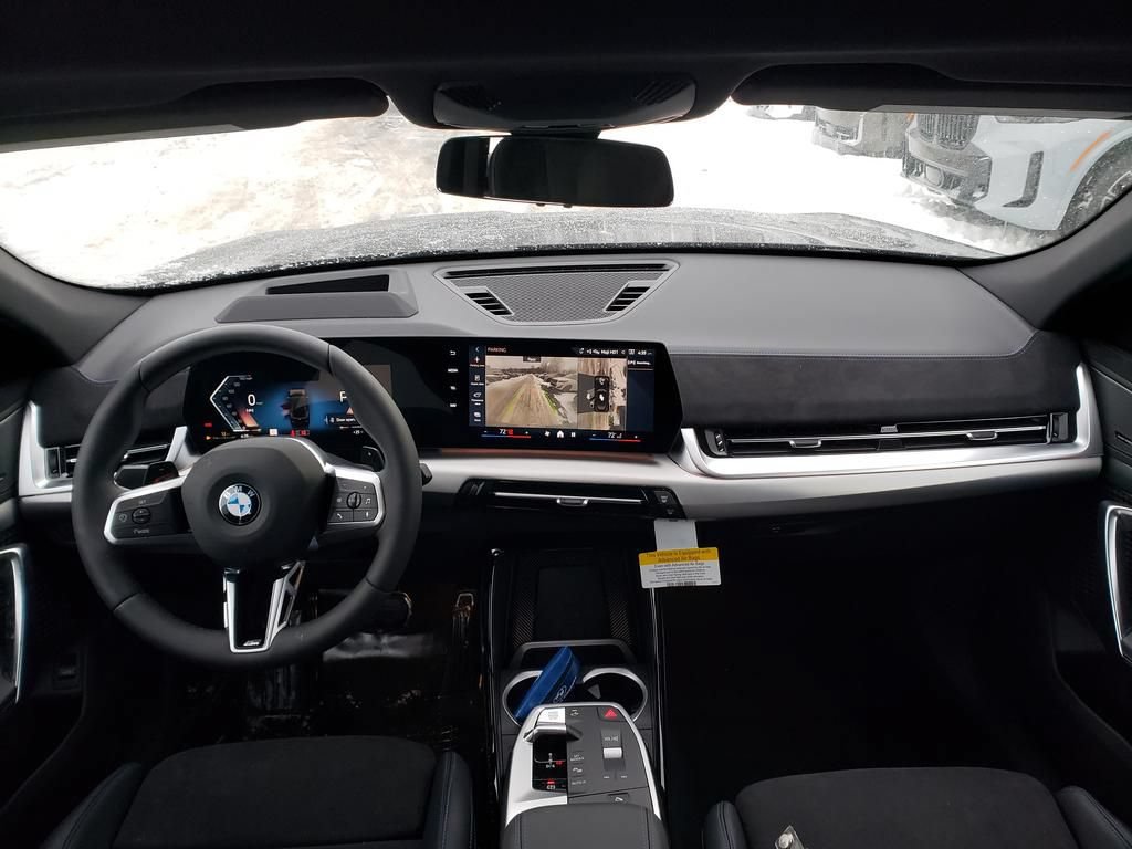 New 2026 BMW X2 xDrive28i w/ Technology Package AWD/4WD image 8