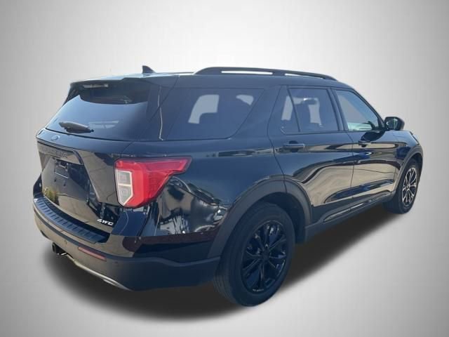 Used 2021 Ford Explorer XLT image 5