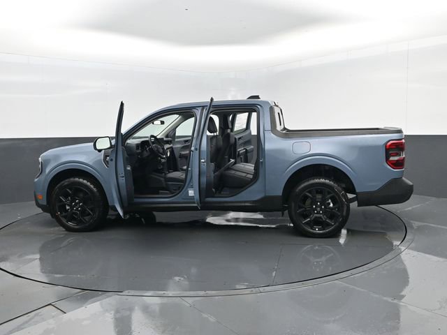 New 2025 Ford Maverick Lariat w/ Black Appearance Package image 32