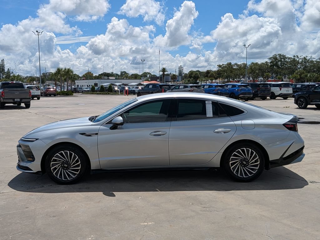 Used 2024 Hyundai Sonata SEL FWD image 5