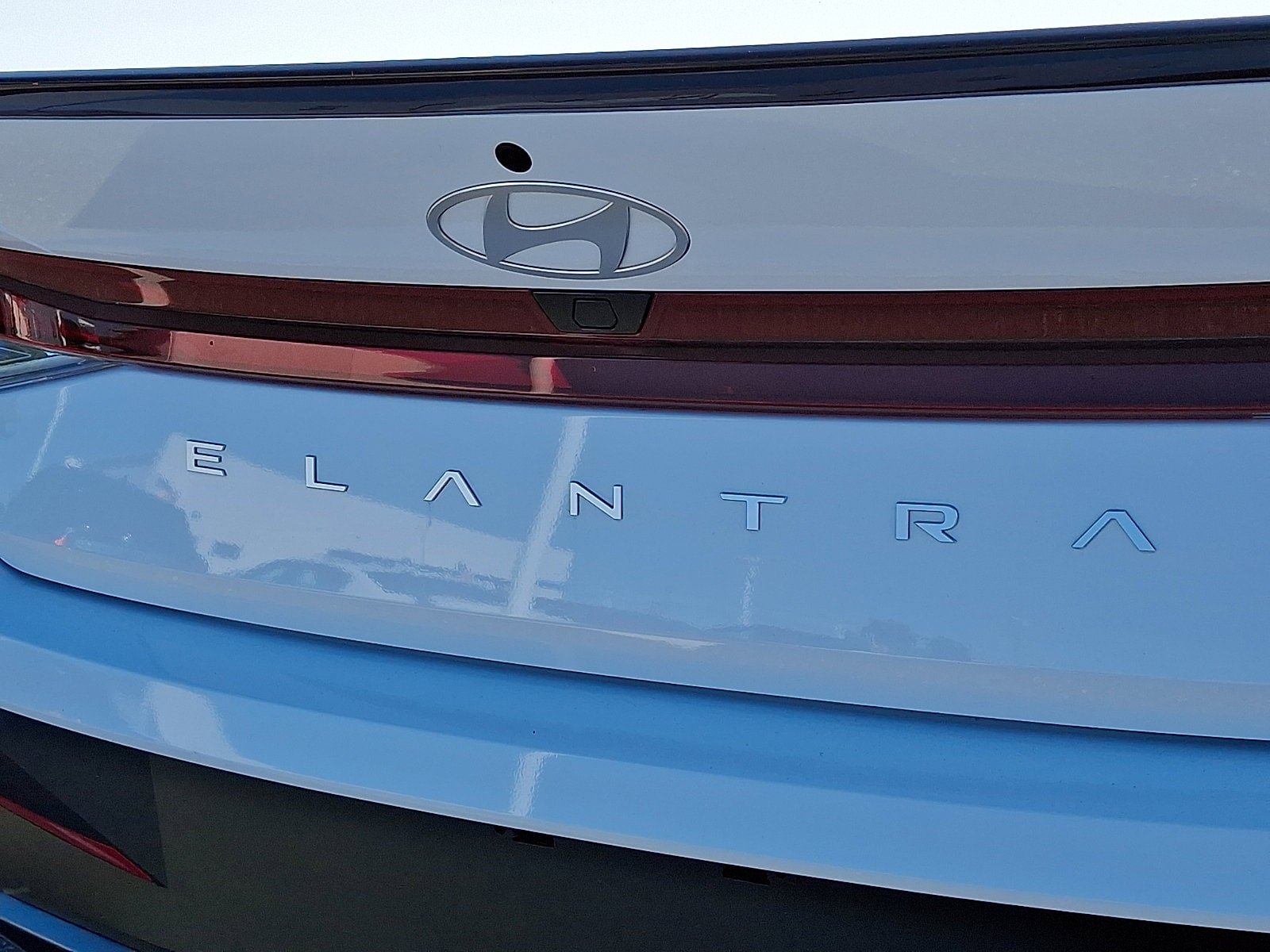 Certified 2025 Hyundai Elantra Sport FWD image 30