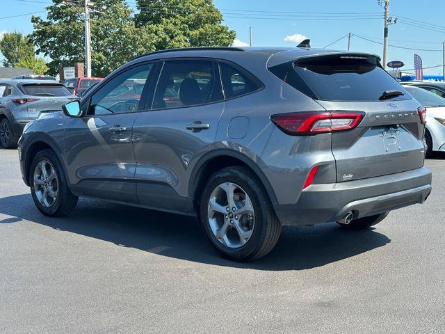 Used 2025 Ford Escape ST-Line AWD/4WD image 5