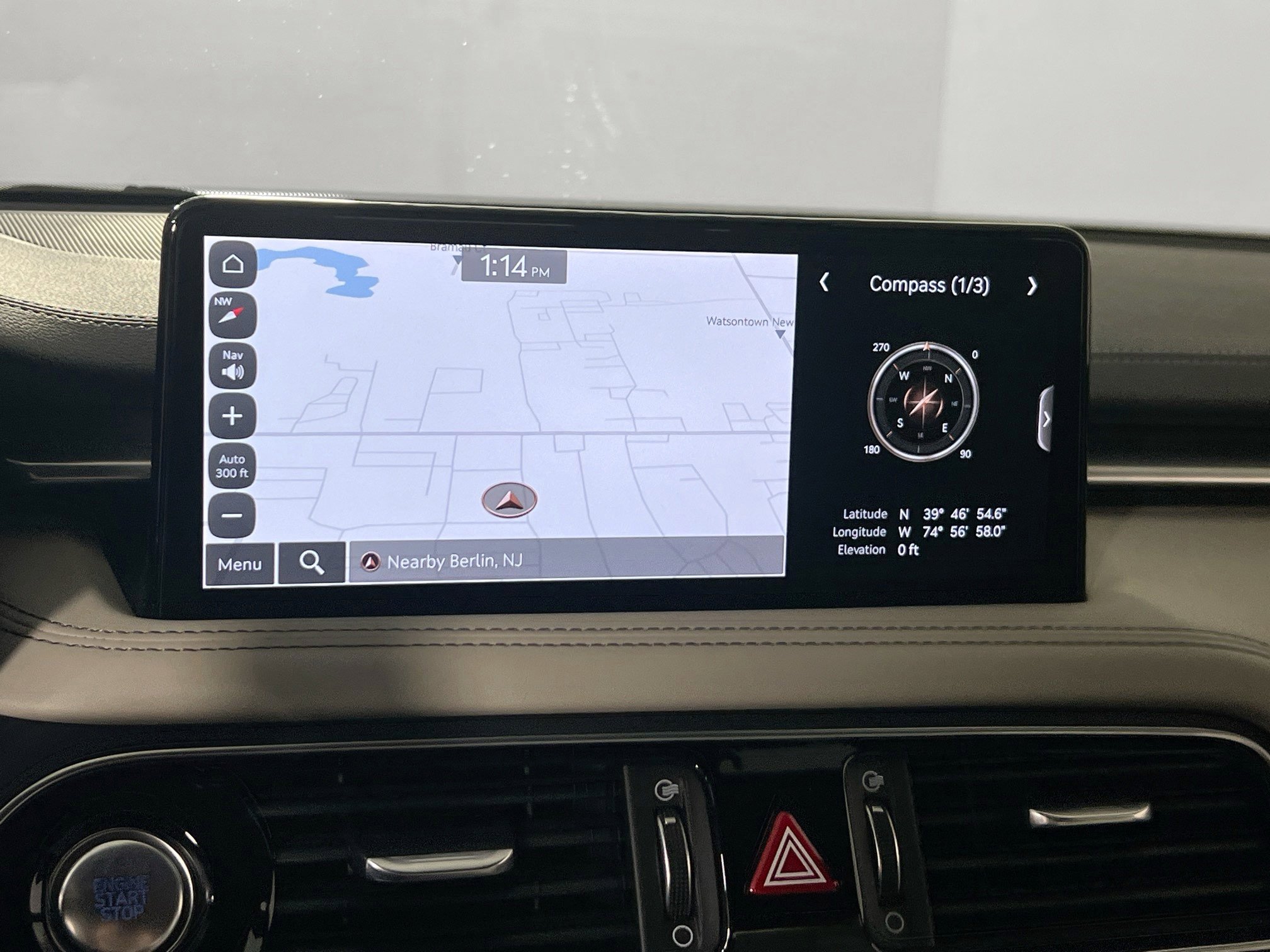 Used 2023 Genesis G70 3.3T w/ Sport Prestige Package image 13