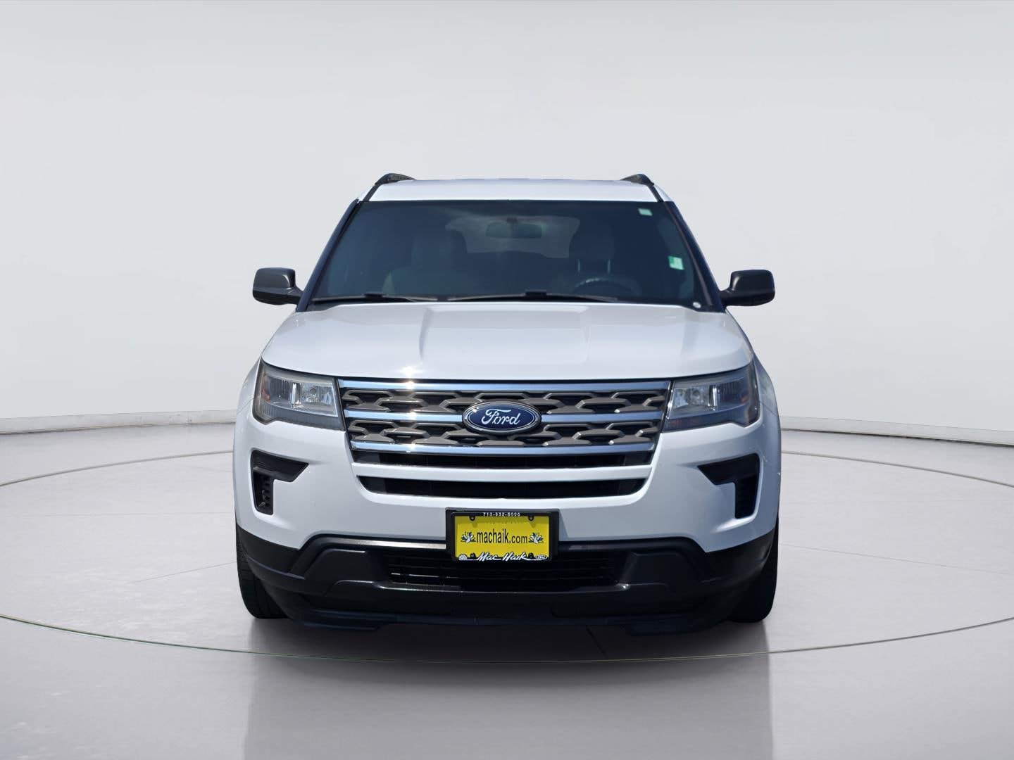 Certified 2019 Ford Explorer FWD image 2