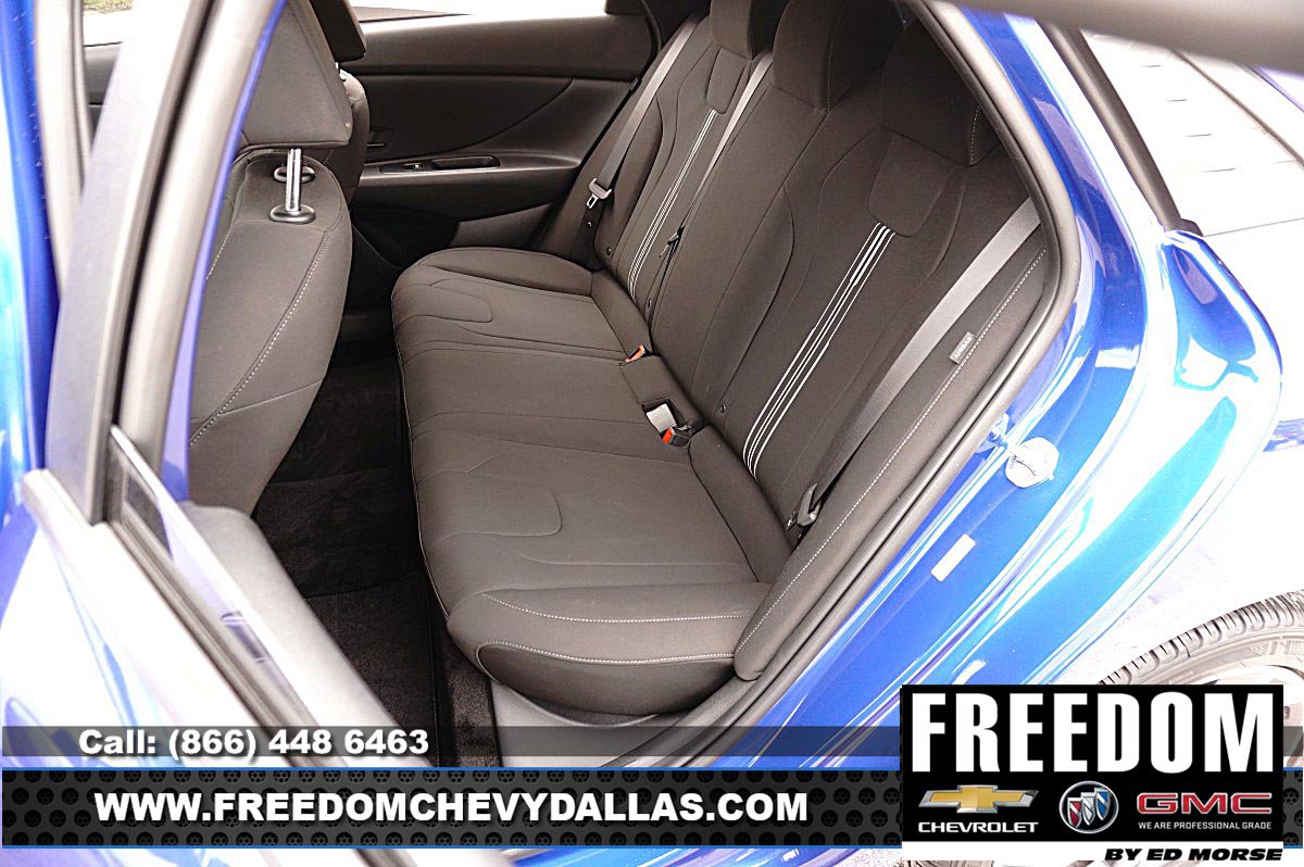 Used 2025 Hyundai Elantra Sport FWD image 10