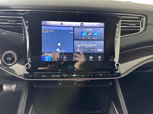 Used 2022 Jeep Wagoneer Series III w/ Flexible Seating Group image 41