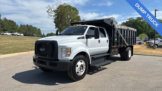 Used 2022 Ford F650 2WD Crew Cab Super Duty image 9