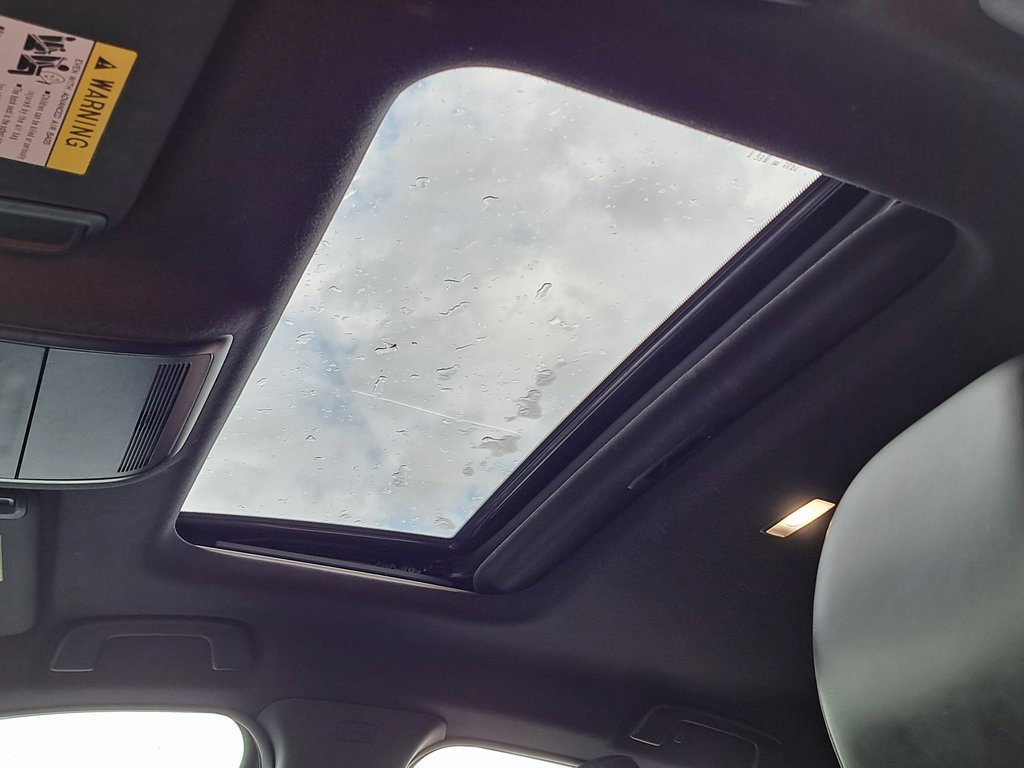 Used 2023 MAZDA MAZDA3 s image 25