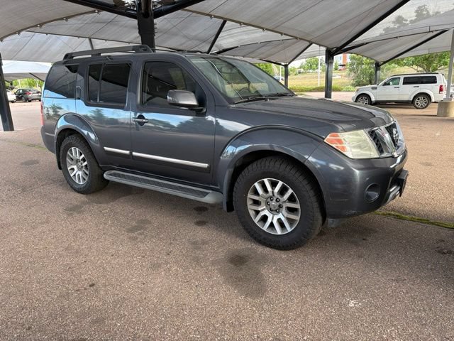 Used 2012 Nissan Pathfinder LE