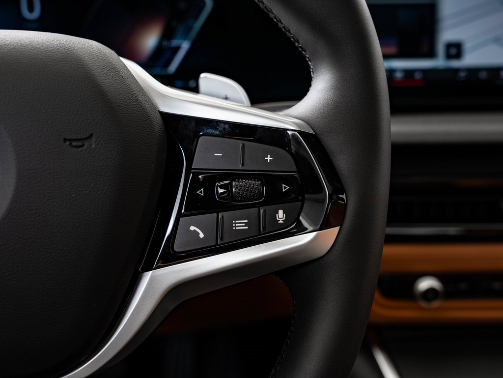 New 2026 BMW 330i xDrive Sedan w/ Premium Package image 29