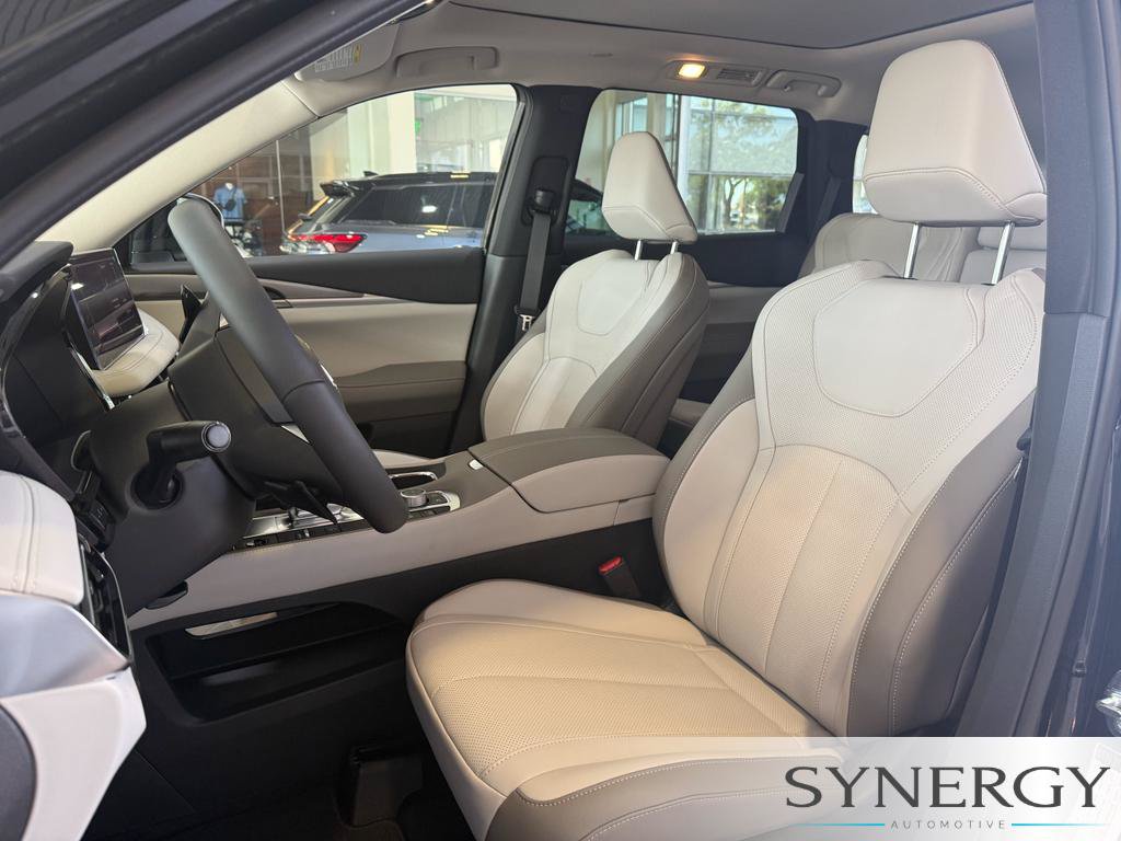 New 2027 INFINITI QX60 Pure w/ Cargo Package FWD image 25