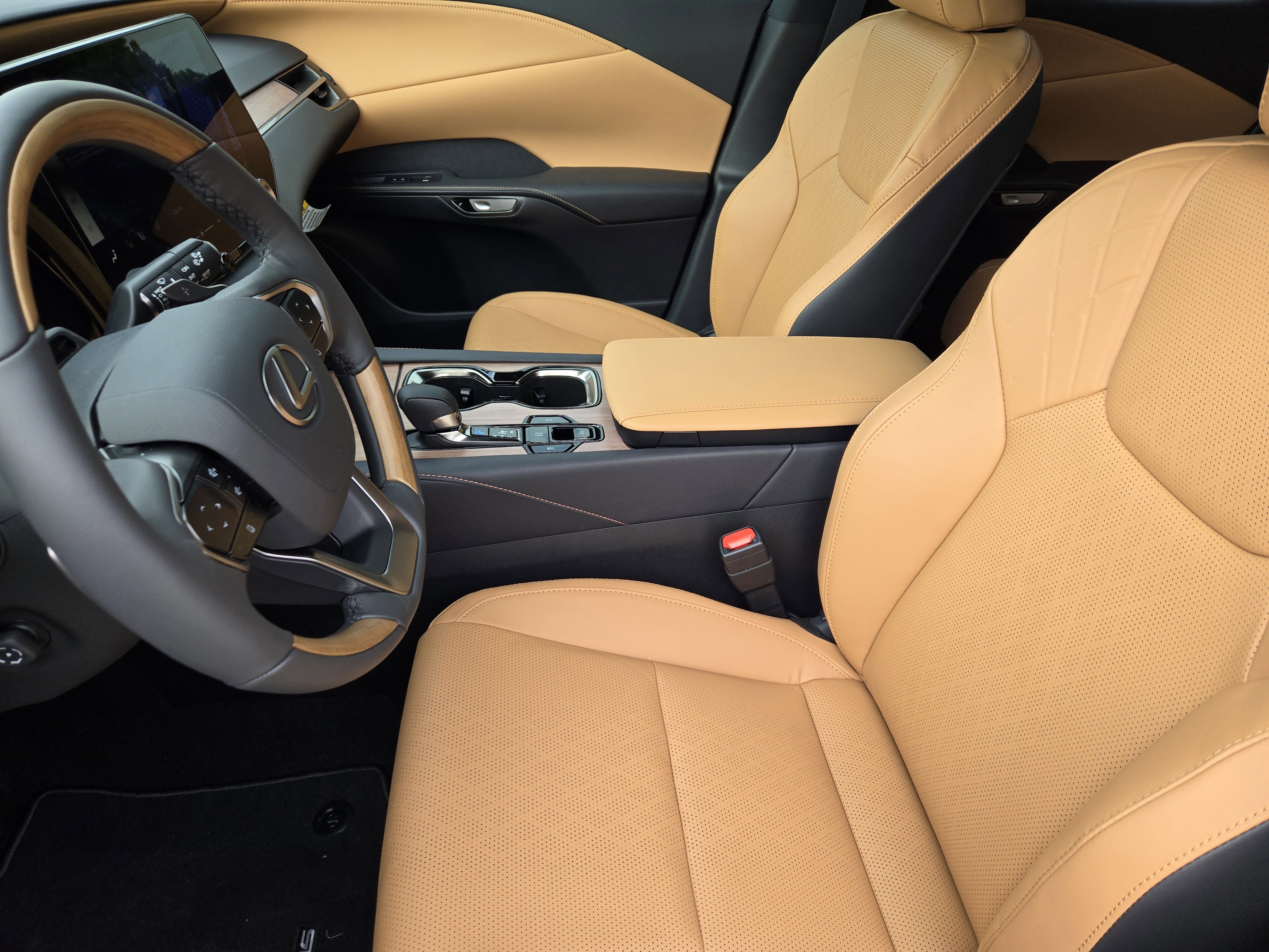 New 2026 Lexus RX 350 FWD image 8