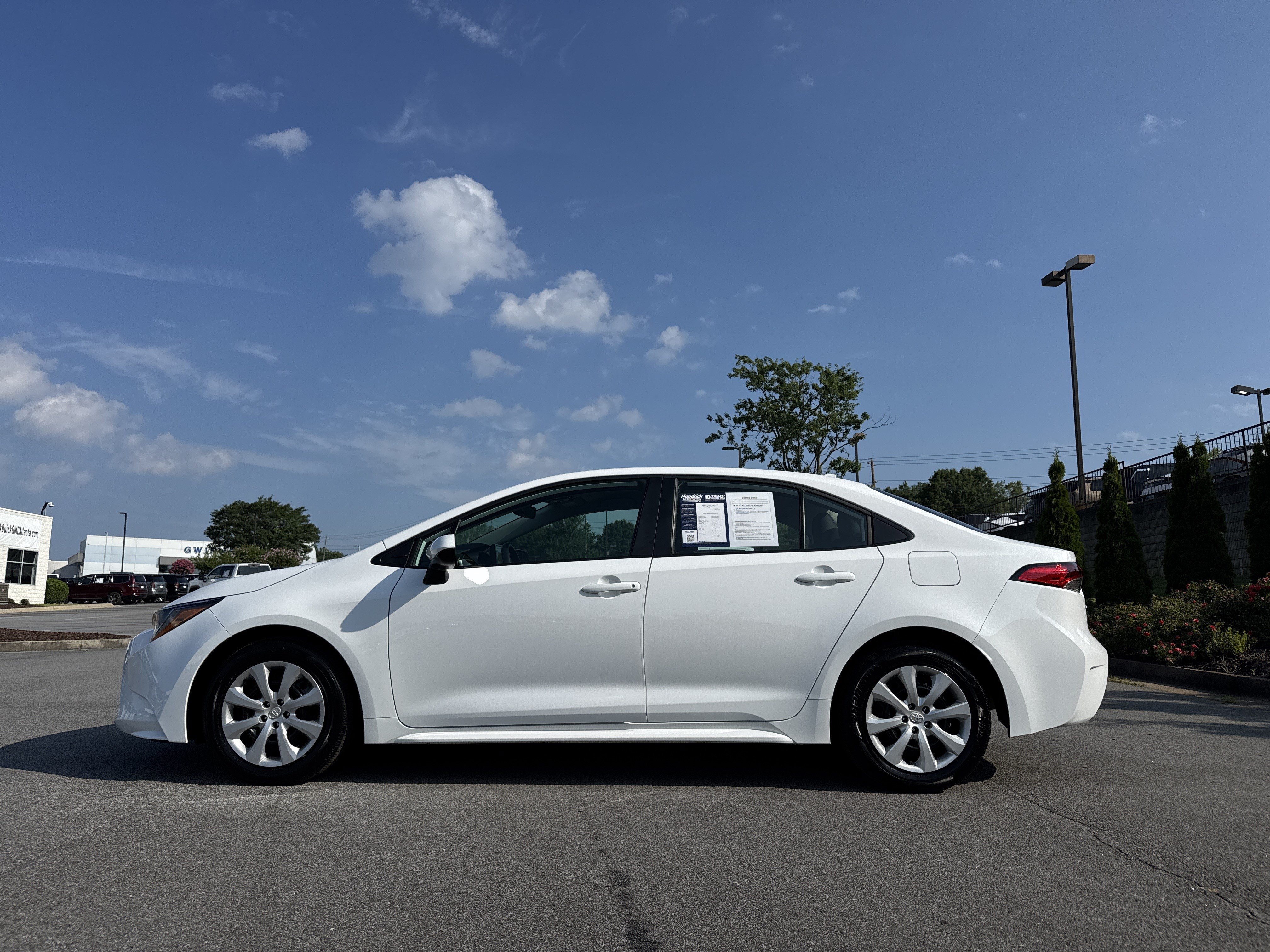 Used 2025 Toyota Corolla LE FWD image 7