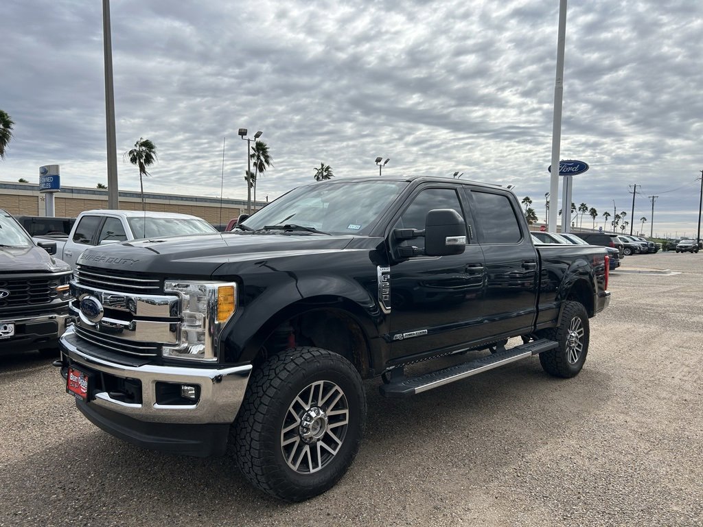 Used 2017 Ford F250 Lariat w/ FX4 Off-Road Package image 3