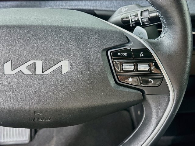 Used 2024 Kia EV6 Light AWD/4WD image 23