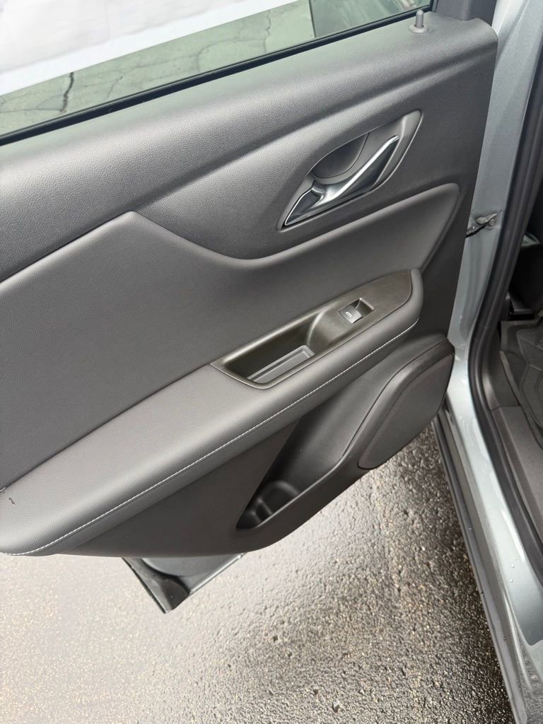 New 2026 Chevrolet Blazer LT image 8