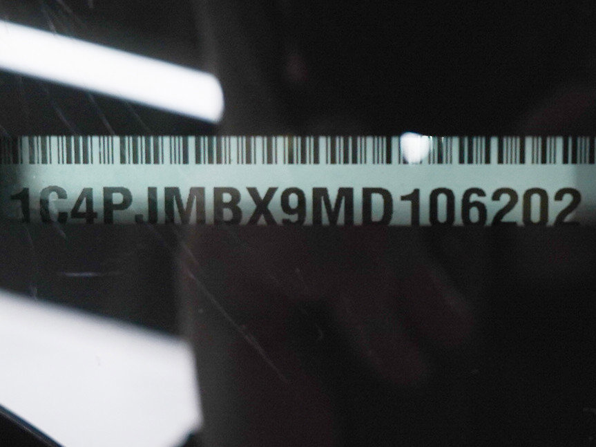 Used 2021 Jeep Cherokee Trailhawk image 31