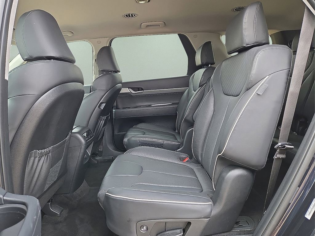 Used 2025 Hyundai Palisade SEL FWD image 15