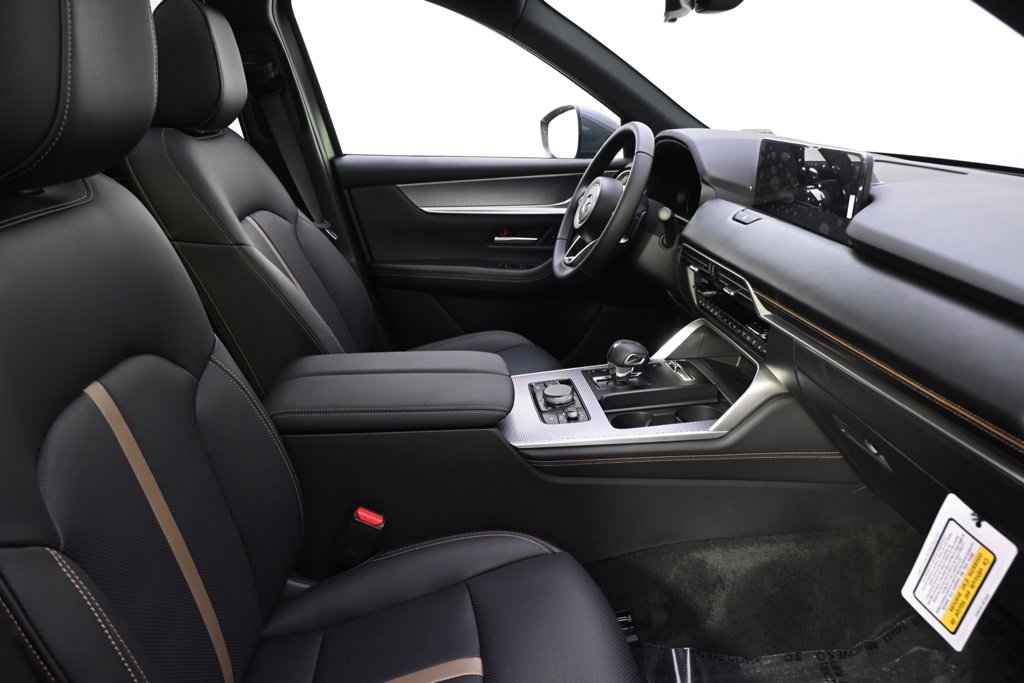 New 2026 MAZDA CX-90 Plug-In Hybrid w/ Premium Plus image 17